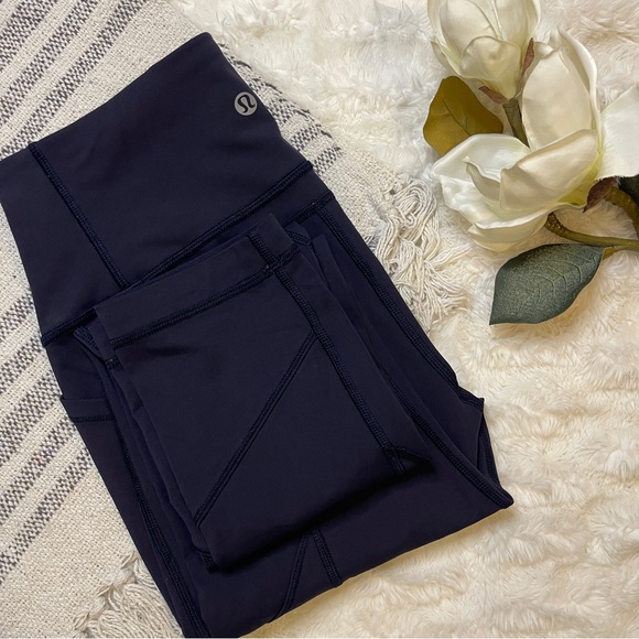 𝚕𝚞𝚕𝚞𝚕𝚎𝚖𝚘𝚗 𝚒𝚗 𝚖𝚘𝚟𝚎𝚖𝚎𝚗𝚝 𝚕𝚎𝚐𝚐𝚒𝚗𝚐 𝟸𝟻“ ✽ 𝚜𝚒𝚣𝚎 𝟺 - Picture 6 of 8